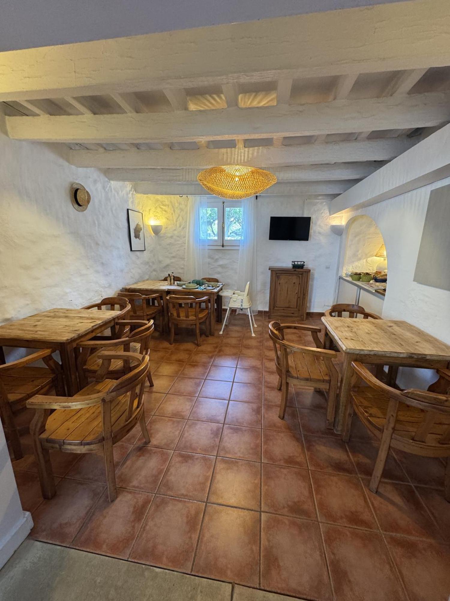 Binissafullet Vell Hotel